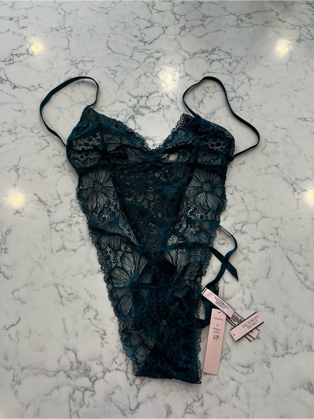 NWT Victoria’s Secret Green Sheer Floral Lace Thong Teddy Bodysuit Size Medium